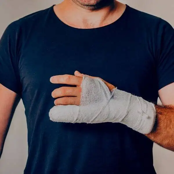 Hand Injury attorney | Gaylord & Nantais